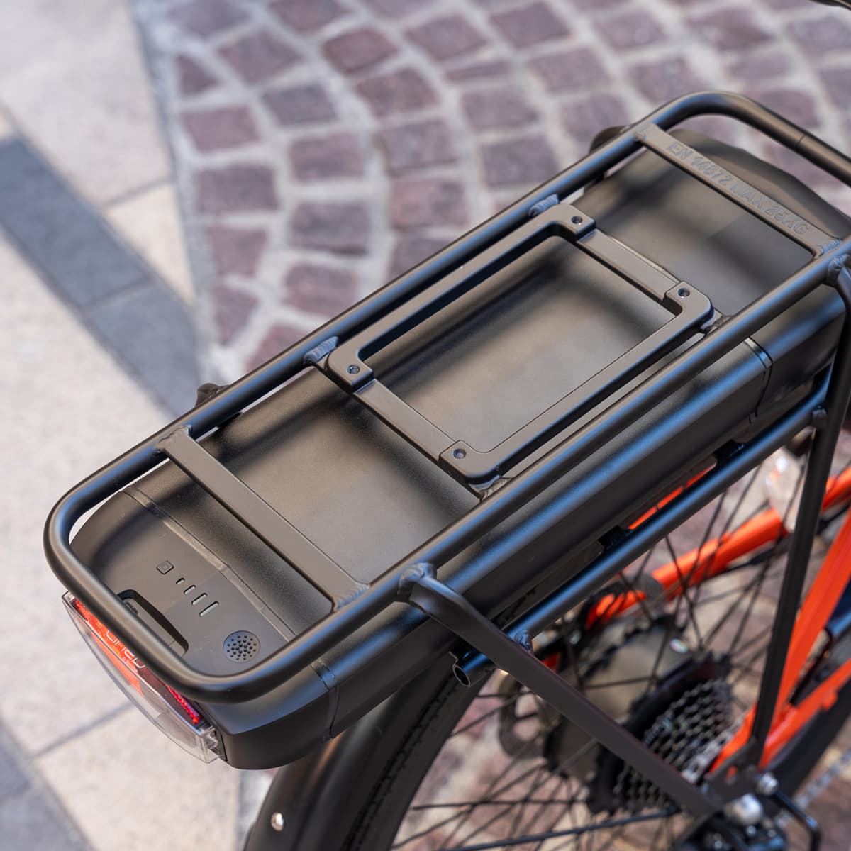 VELMO PULSE 折りたたみ電動自転車