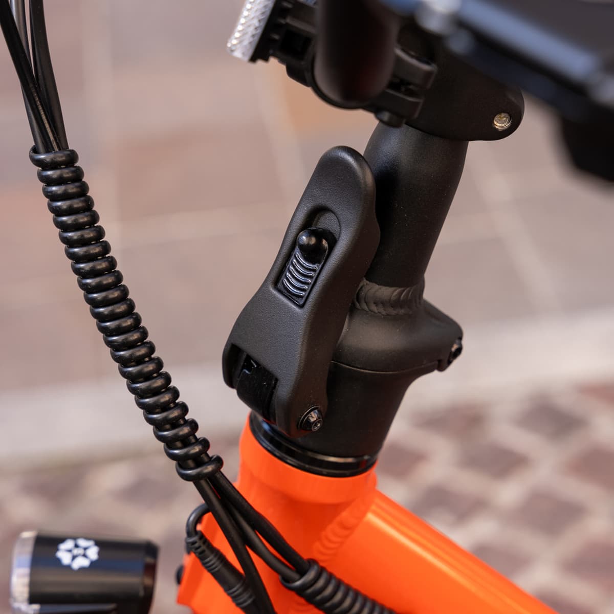 VELMO PULSE 折りたたみ電動自転車